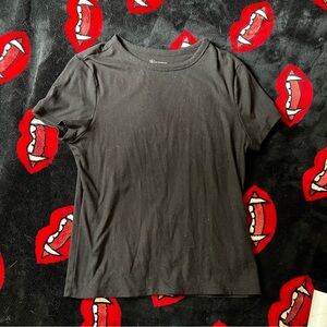 No Boundaries Black Ribbed Short Sleeve Tee - Size Large